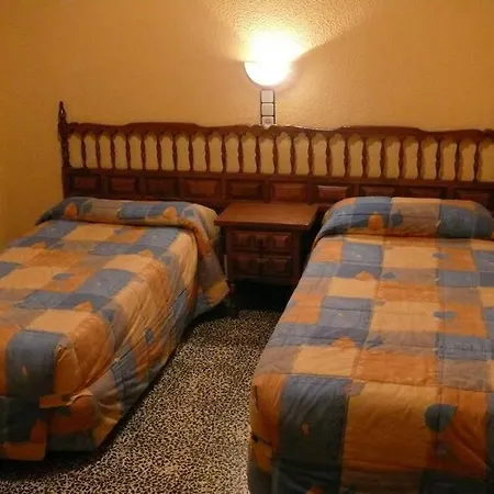 Rodes Vendégház Mequinenza